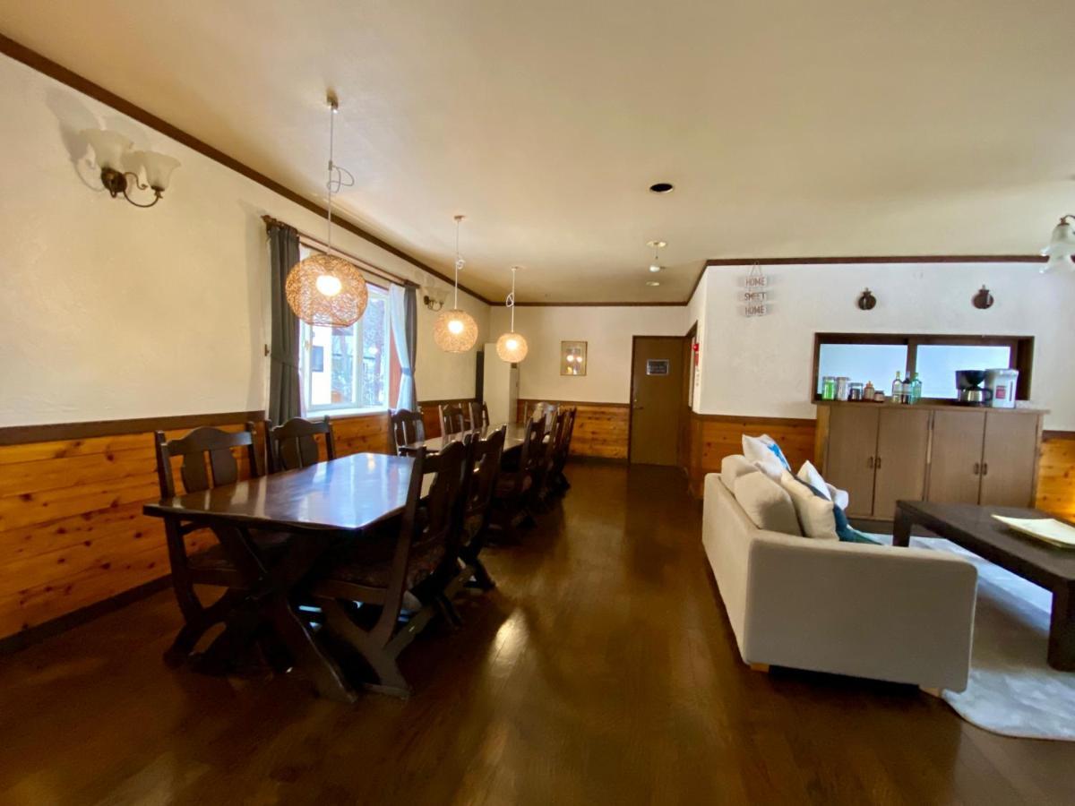 Chalet Strickland Villa Hakuba Exteriör bild
